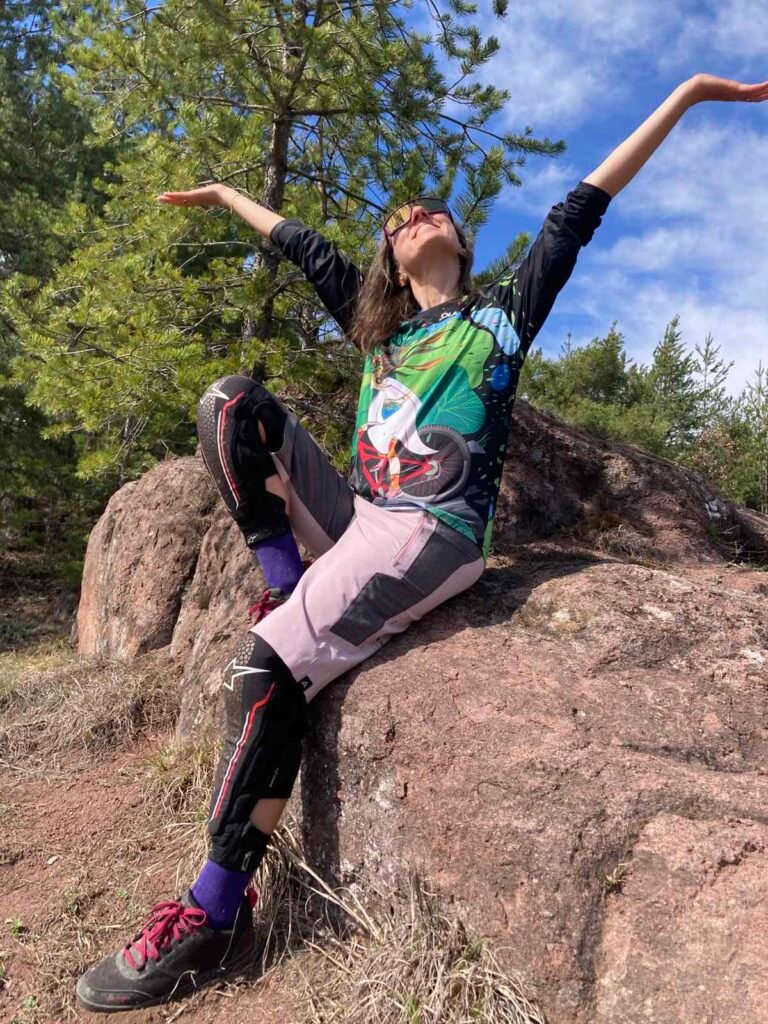 коя е дива самодива, вело джърсита, фолклор, ендуро,