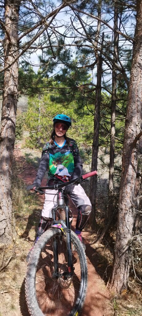 Дамско MTB джърси Самодива кара колело – Дива Самодива